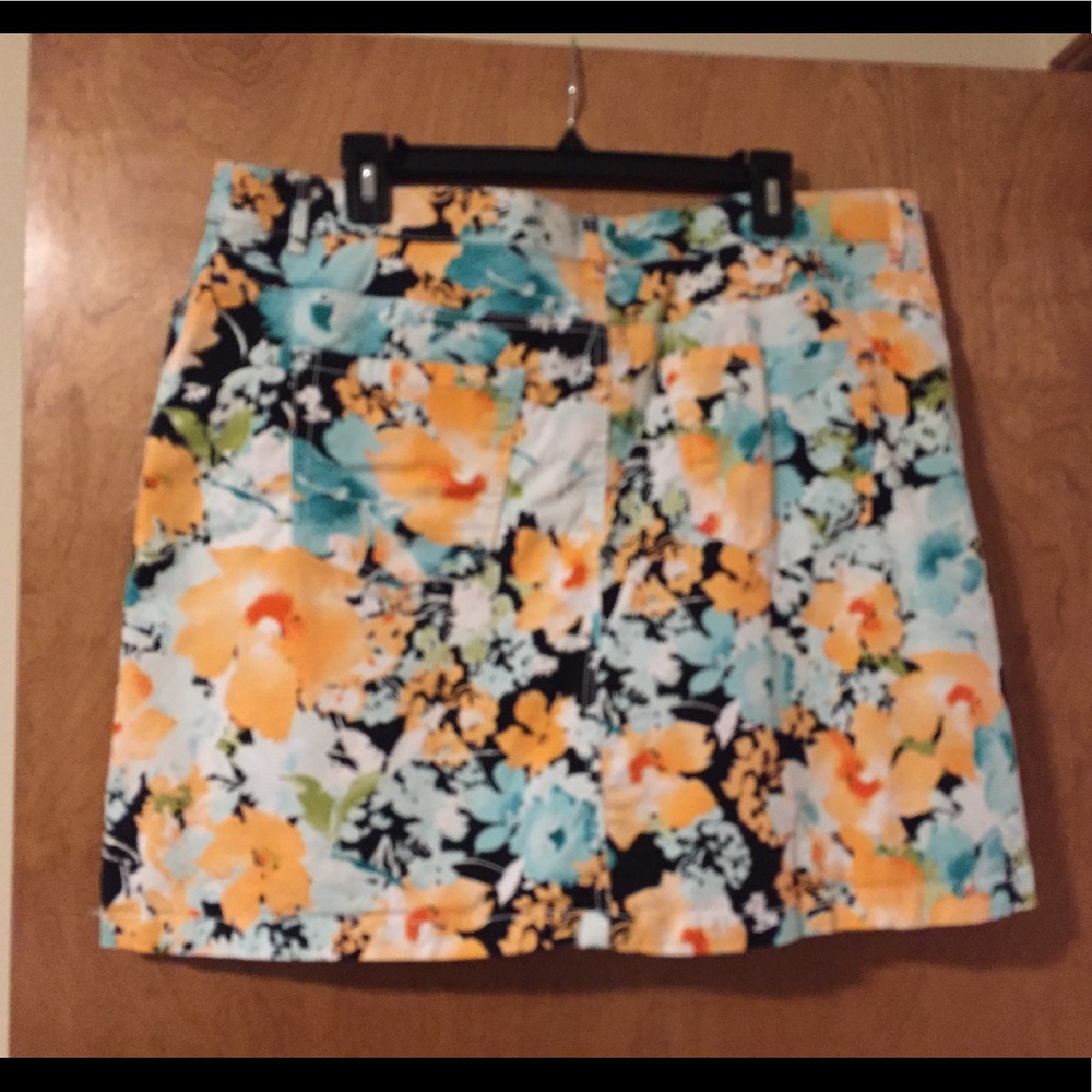 Floral skort
